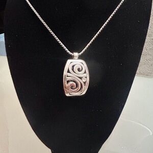 Brighton’s London Groove Badge Clip Necklace